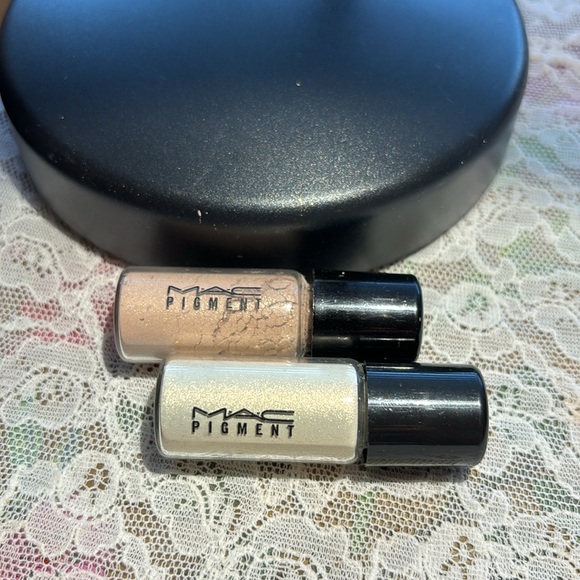 Mac Naked & Vanilla pigment vial duo. New. - Picture 2 of 2